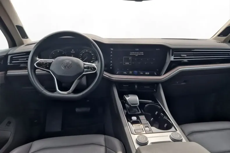 Volkswagen Touareg din 2020 cu 93.600 km - oferta VOL156182 - foto 9