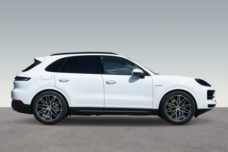 Porsche Cayenne din 2024 cu 19.400 km - oferta POR156185 - foto 30