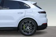 Porsche Cayenne din 2024 cu 19.400 km - oferta POR156185 - foto 32