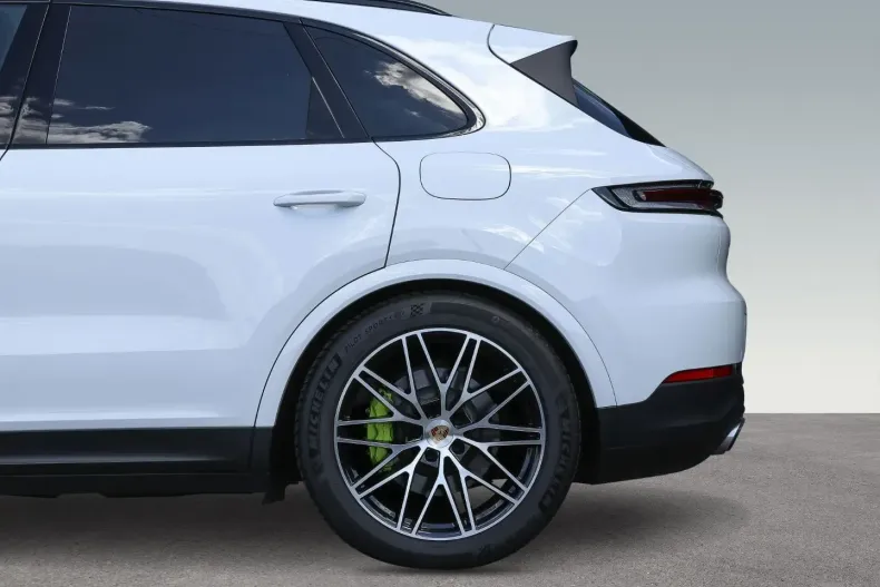 Porsche Cayenne din 2024 cu 19.400 km - oferta POR156185 - foto 32