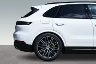 Porsche Cayenne din 2024 cu 19.400 km - oferta POR156185 - foto 33