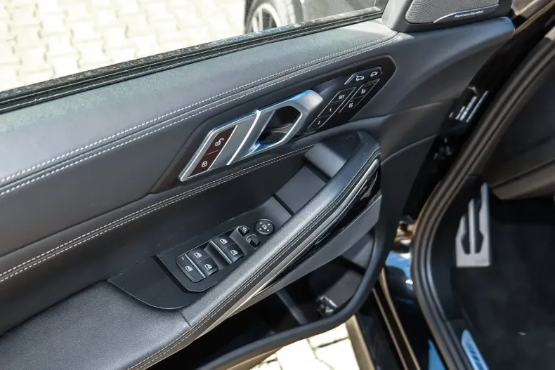 BMW X6 din 2023 cu 49.772 km - oferta BMW156196 - foto 16