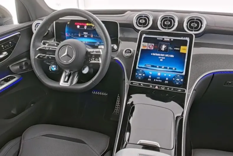 Mercedes-Benz GLC 43 AMG din 2024 cu 7.889 km - oferta MER156214 - foto 6