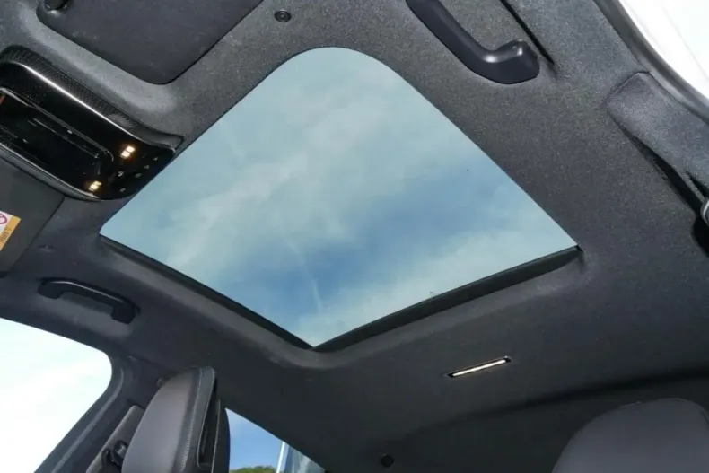 Mercedes-Benz GLC 300 din 2025 cu 22.041 km - oferta MER156216 - foto 9