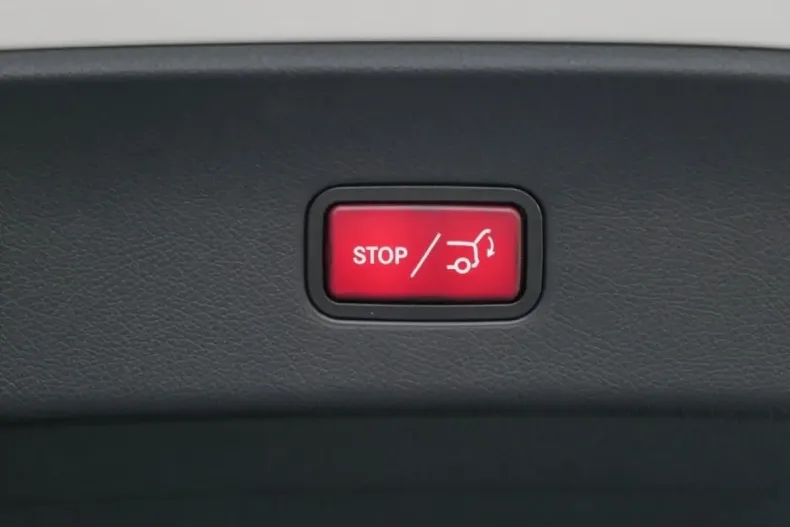 Mercedes-Benz GLC 300 din 2025 cu 22.041 km - oferta MER156216 - foto 15