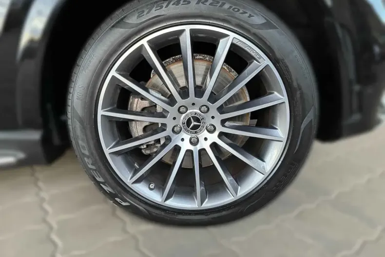 Mercedes-Benz GLE 400 din 2021 cu 38.889 km - oferta MER156224 - foto 5