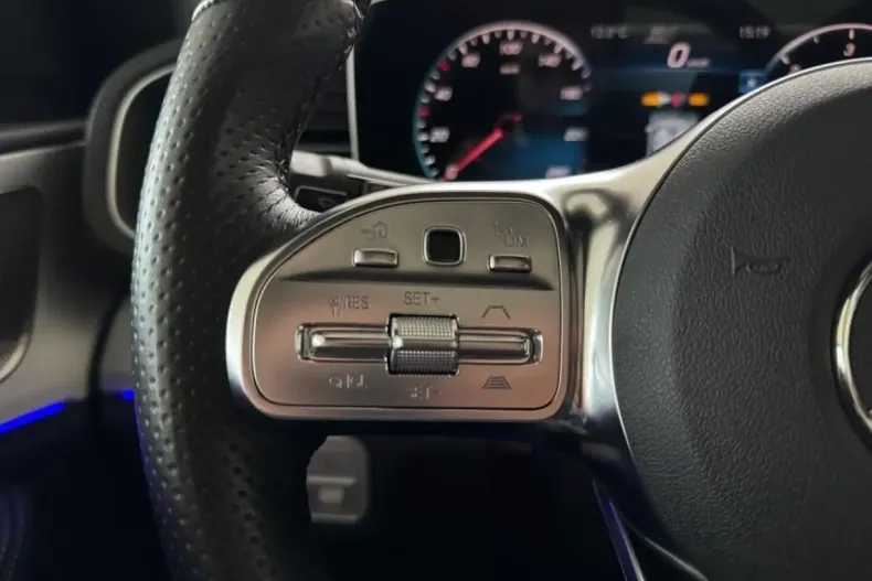 Mercedes-Benz GLE 300 din 2024 cu 17.689 km - oferta MER156228 - foto 16