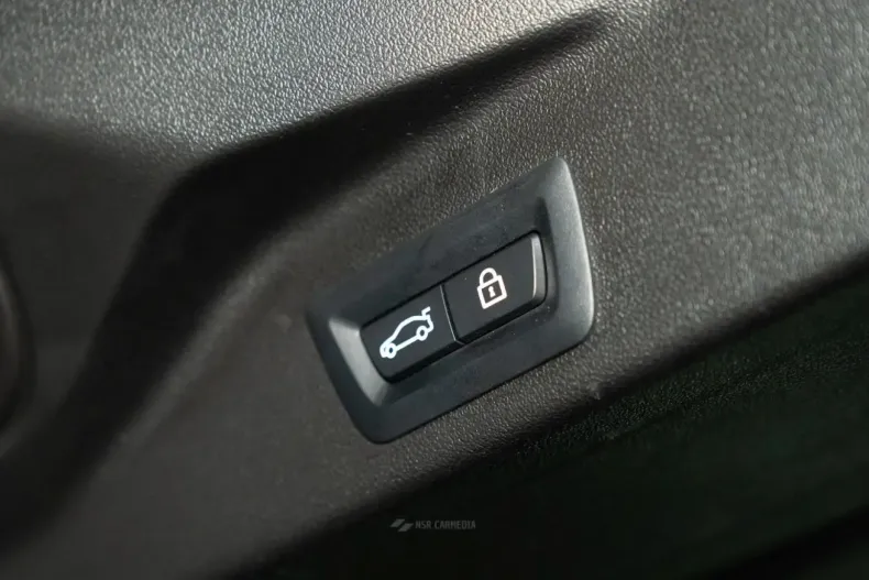 BMW X5 din 2022 cu 61.980 km - oferta BMW156230 - foto 31