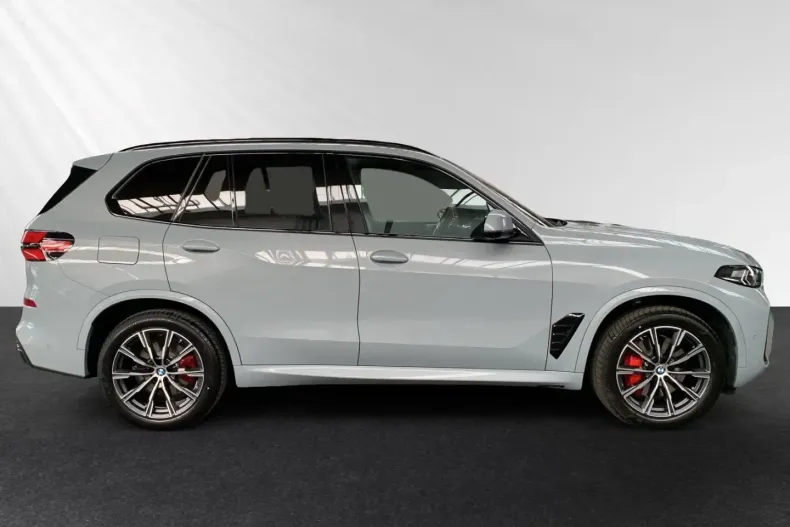 BMW X5 din 2025 cu 21.500 km - oferta BMW156243 - foto 2