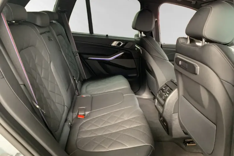 BMW X5 din 2025 cu 21.500 km - oferta BMW156243 - foto 11