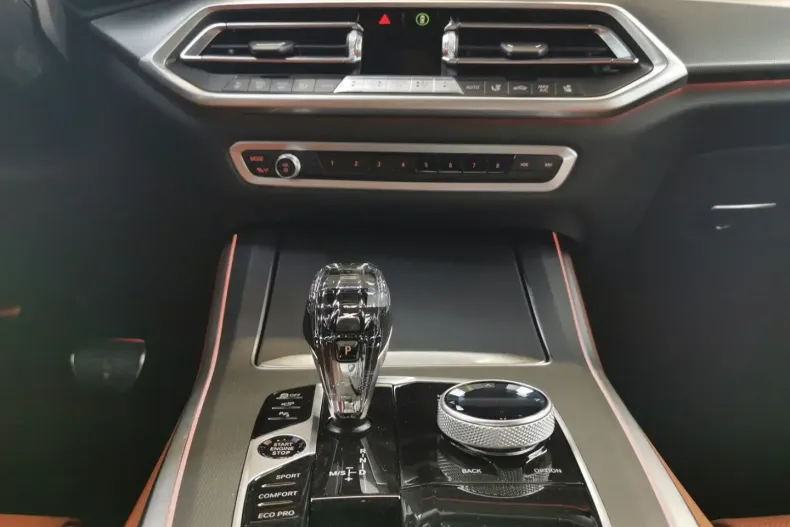 BMW X5 din 2023 cu 25.669 km - oferta BMW156247 - foto 10