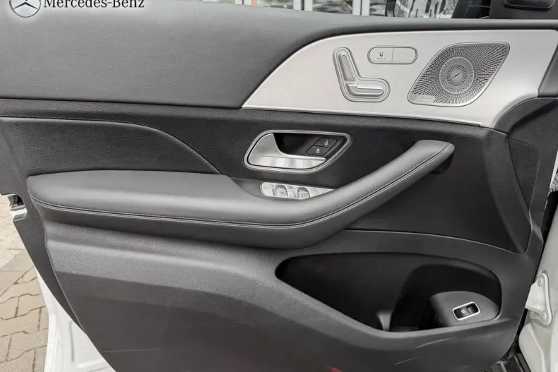 Mercedes-Benz GLE 450 din 2022 cu 51.700 km - oferta MER156258 - foto 7