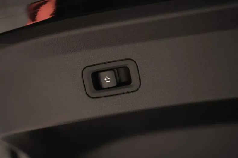 Mercedes-Benz GLE 350 din 2021 cu 37.500 km - oferta MER156261 - foto 42