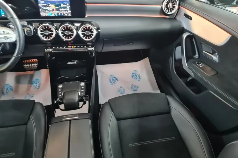 Mercedes-Benz CLA 250 din 2021 cu 48.077 km - oferta MER156263 - foto 16