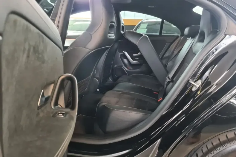 Mercedes-Benz CLA 250 din 2021 cu 48.077 km - oferta MER156263 - foto 22