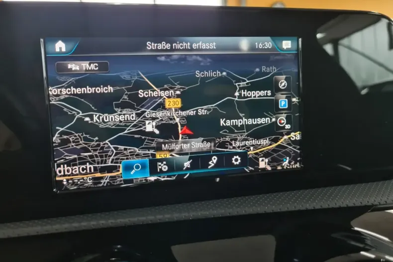 Mercedes-Benz CLA 250 din 2021 cu 48.077 km - oferta MER156263 - foto 28