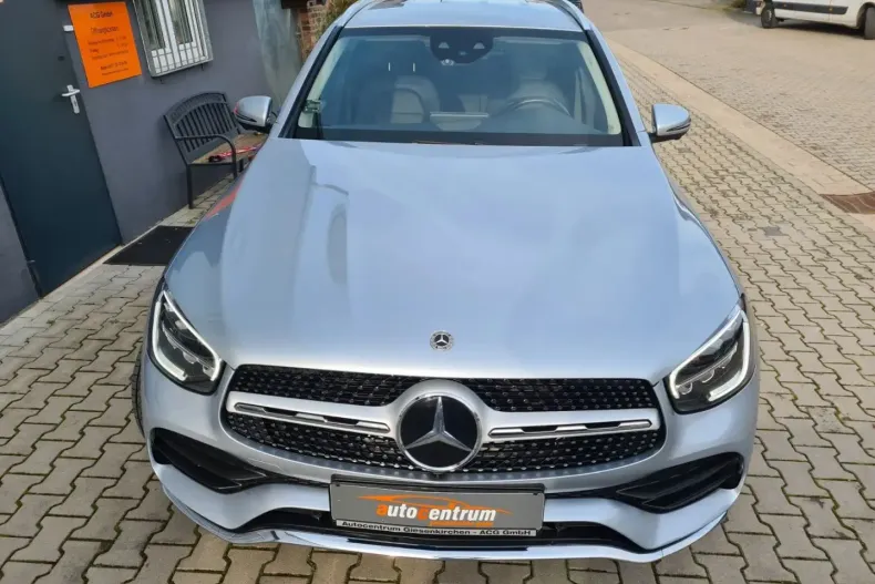 Mercedes-Benz GLC 300 din 2021 cu 47.603 km - oferta MER156264 - foto 3