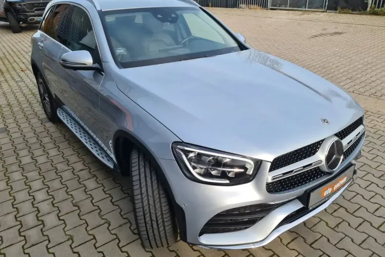 Mercedes-Benz GLC 300 din 2021 cu 47.603 km - oferta MER156264 - foto 4