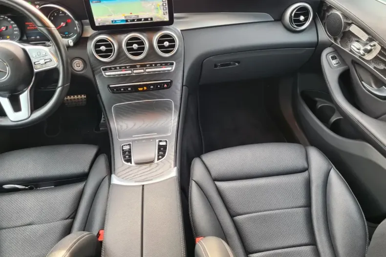Mercedes-Benz GLC 300 din 2021 cu 47.603 km - oferta MER156264 - foto 12