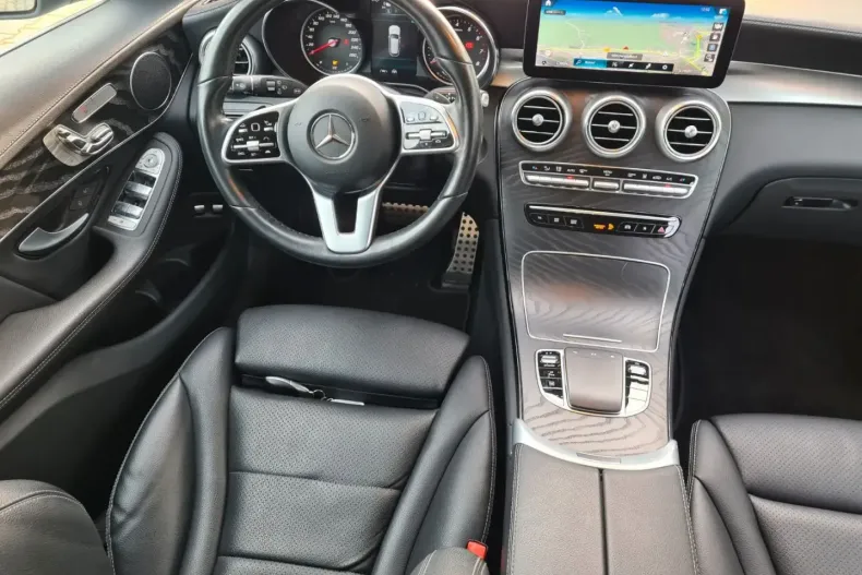 Mercedes-Benz GLC 300 din 2021 cu 47.603 km - oferta MER156264 - foto 13