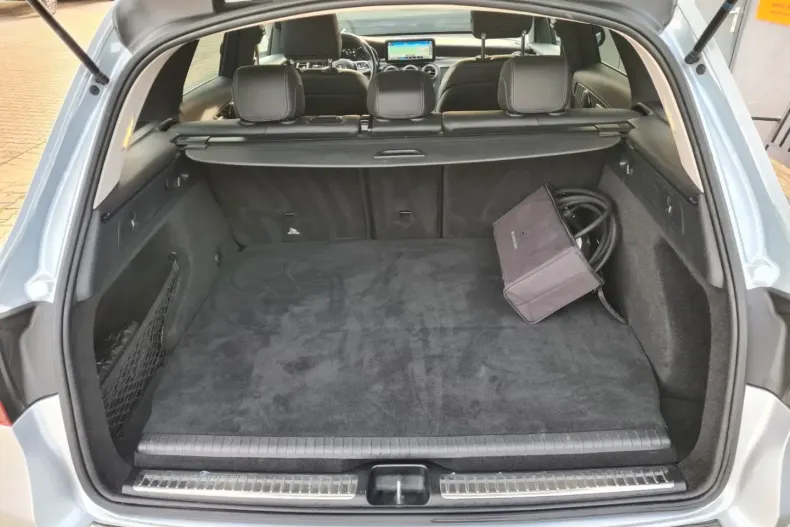 Mercedes-Benz GLC 300 din 2021 cu 47.603 km - oferta MER156264 - foto 16