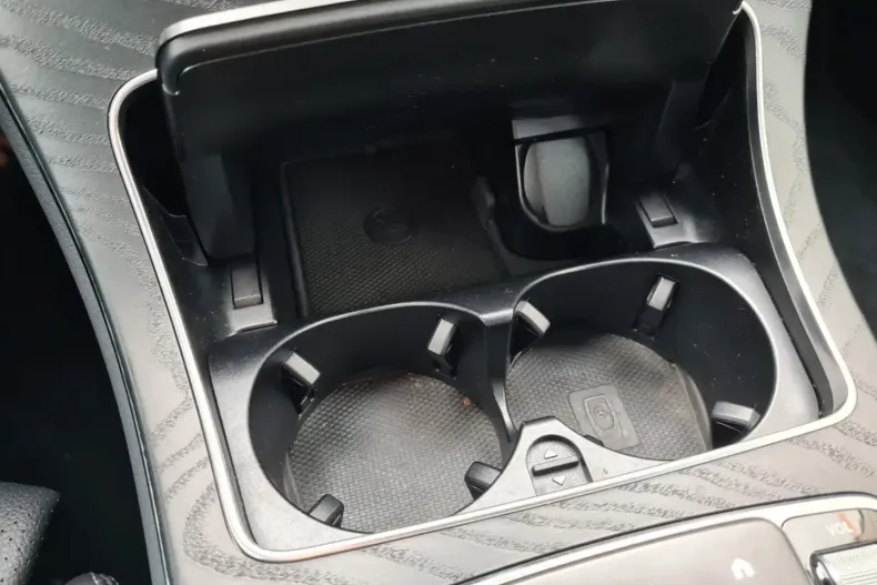 Mercedes-Benz GLC 300 din 2021 cu 47.603 km - oferta MER156264 - foto 25