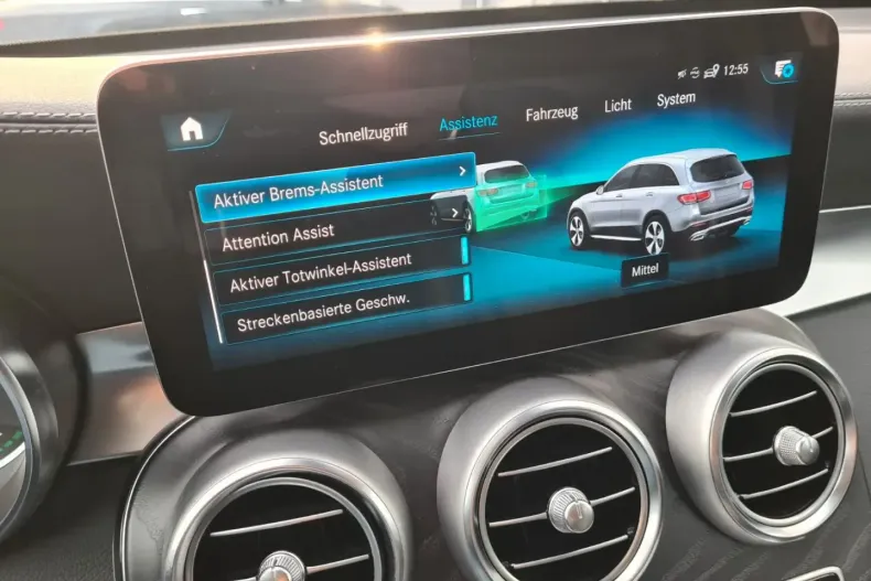 Mercedes-Benz GLC 300 din 2021 cu 47.603 km - oferta MER156264 - foto 28