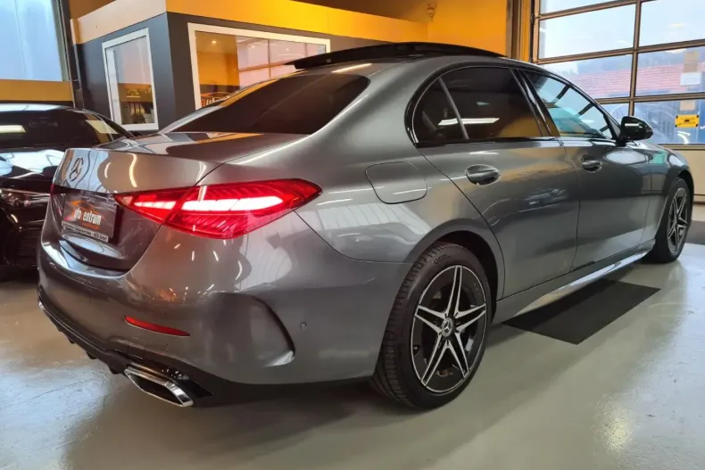 Mercedes-Benz C 300 din 2022 cu 57.652 km - oferta MER156268 - foto 7