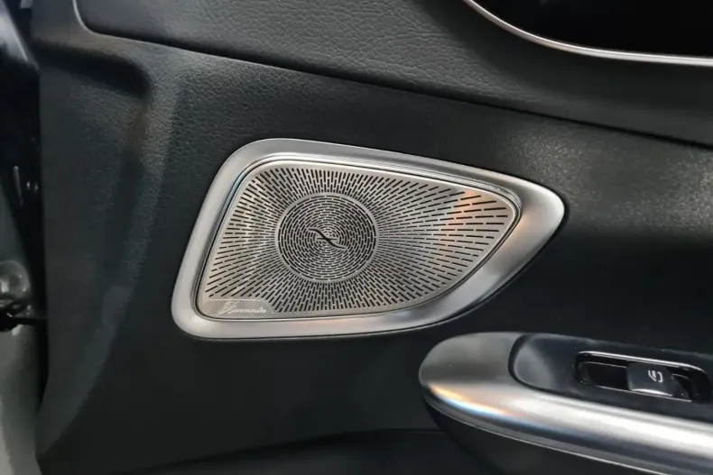 Mercedes-Benz C 300 din 2022 cu 57.652 km - oferta MER156268 - foto 9