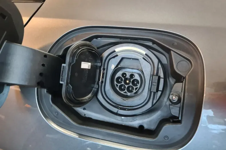 Mercedes-Benz C 300 din 2022 cu 57.652 km - oferta MER156268 - foto 13