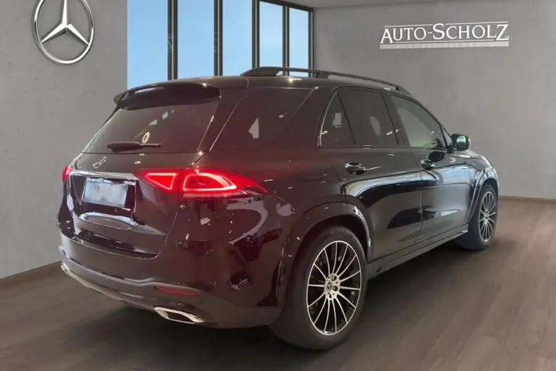 Mercedes-Benz GLE 350 din 2022 cu 61.742 km - oferta MER156269 - foto 4