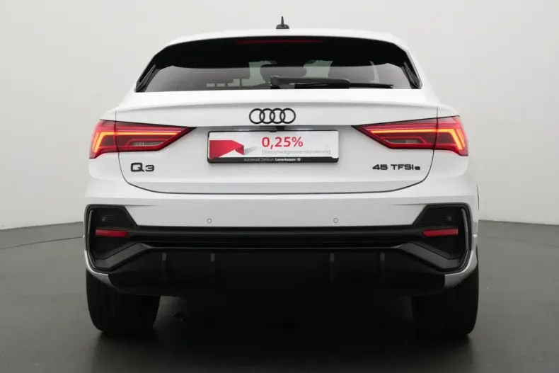 Audi Q3 din 2022 cu 66.399 km - oferta AUD156272 - foto 4