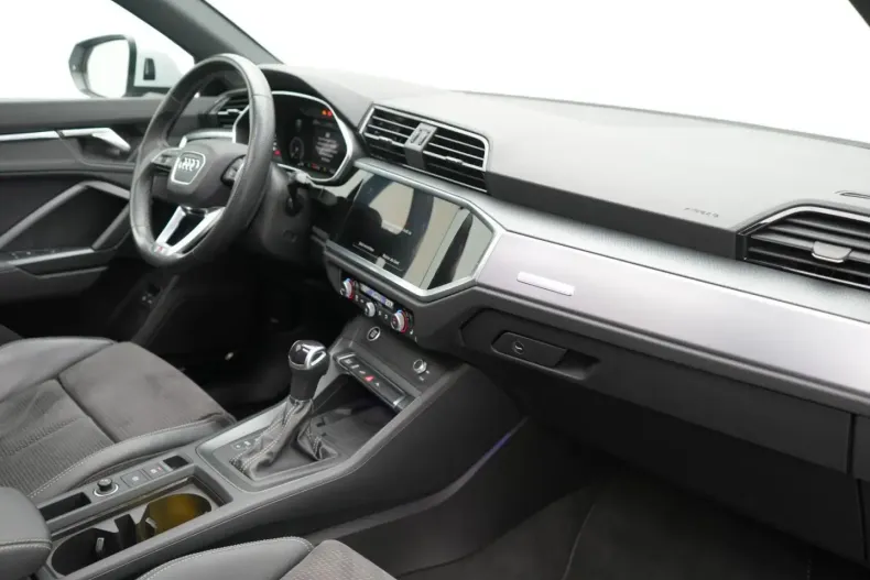 Audi Q3 din 2022 cu 66.399 km - oferta AUD156272 - foto 5