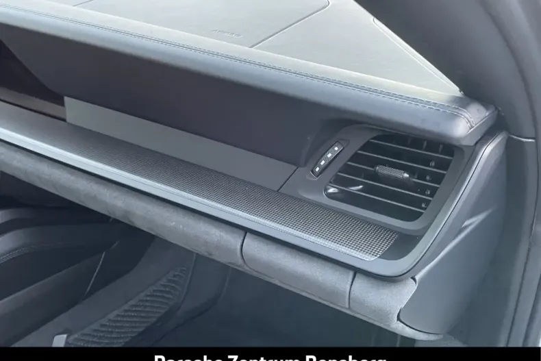 Porsche 992 din 2024 cu 7.400 km - oferta POR156278 - foto 20