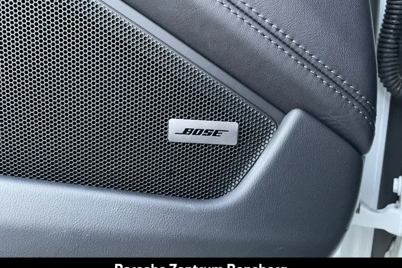 Porsche 992 din 2024 cu 7.400 km - oferta POR156278 - foto 28