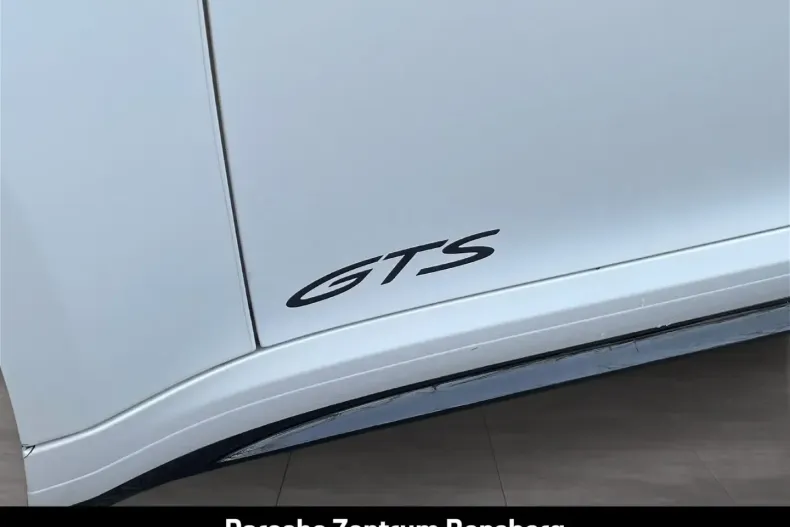 Porsche 992 din 2024 cu 7.400 km - oferta POR156278 - foto 32