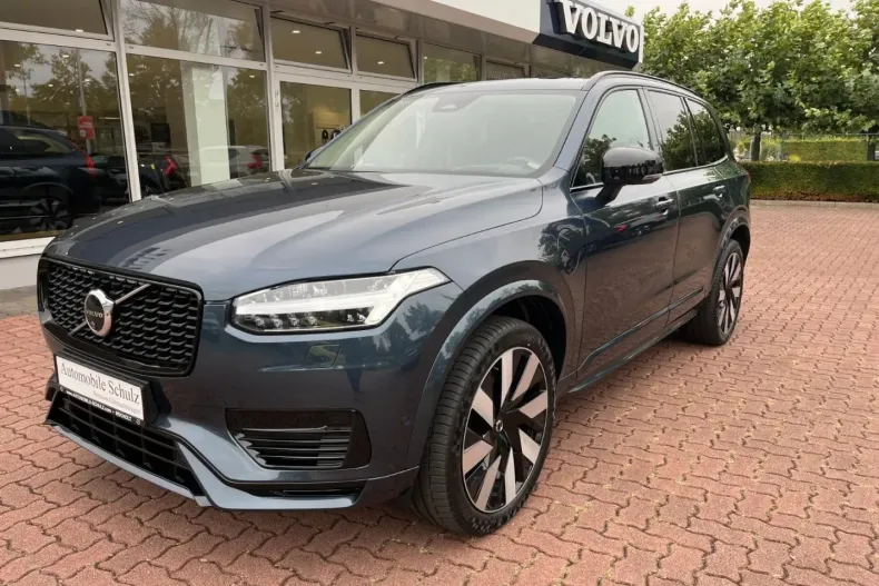 Volvo XC90 din 2024 cu 26.990 km - oferta VOL156280 - foto 1