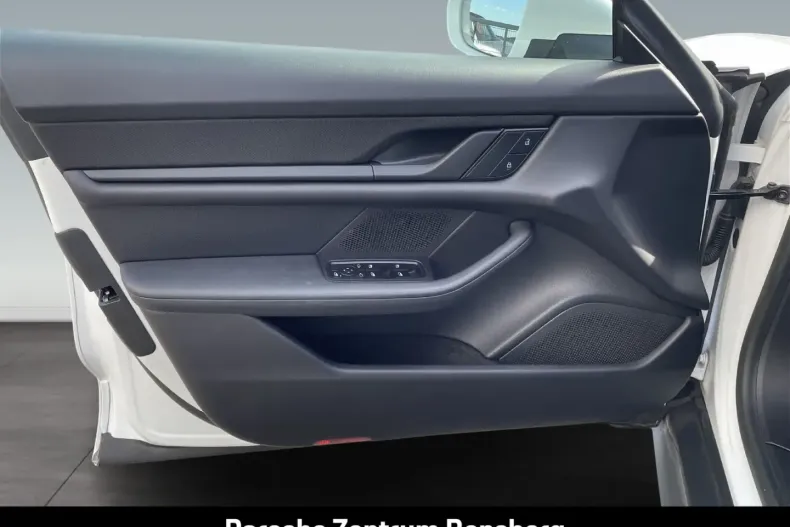 Porsche Taycan din 2022 cu 27.300 km - oferta POR156288 - foto 23