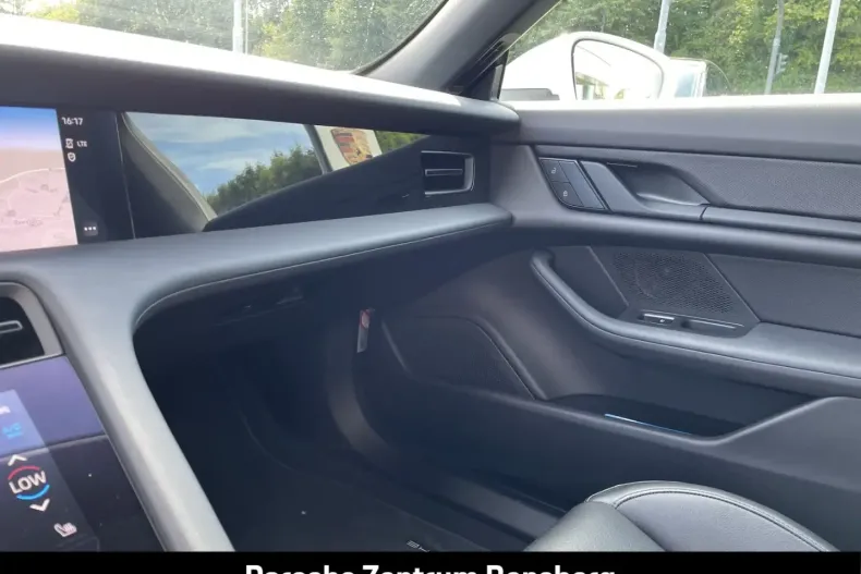 Porsche Taycan din 2022 cu 27.300 km - oferta POR156288 - foto 26