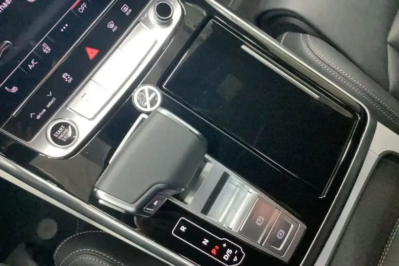 Audi Q7 din 2025 cu 30.251 km - oferta AUD156295 - foto 10