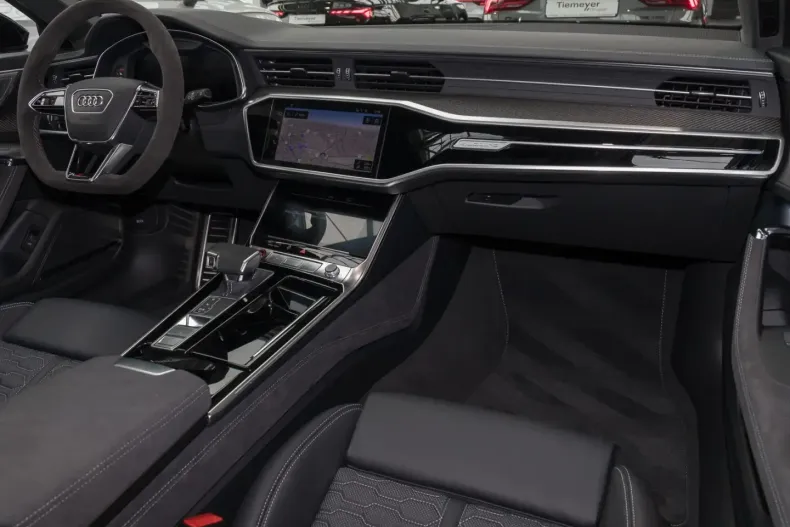 Audi RS6 din 2024 cu 2.250 km - oferta AUD156303 - foto 5