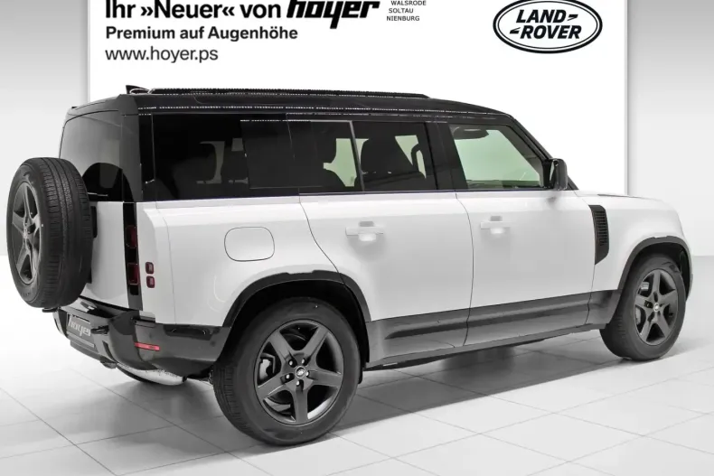 Land Rover Defender din 2024 cu 32.100 km - oferta LAN156304 - foto 3