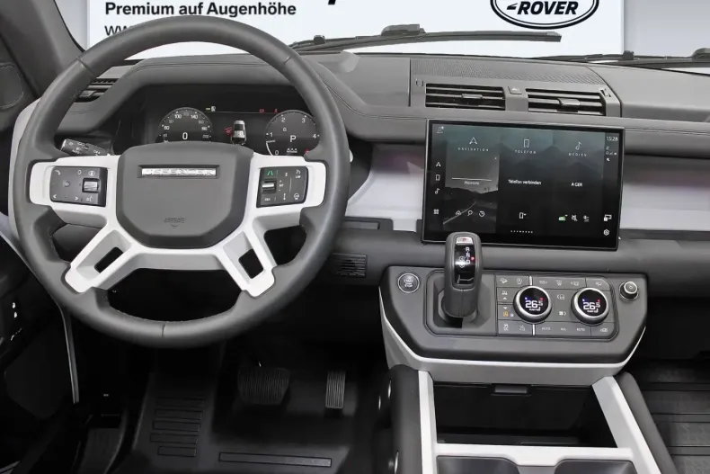 Land Rover Defender din 2024 cu 32.100 km - oferta LAN156304 - foto 6