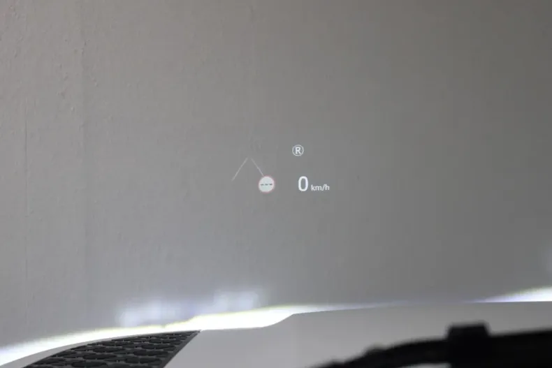 Land Rover Defender din 2024 cu 32.100 km - oferta LAN156304 - foto 19