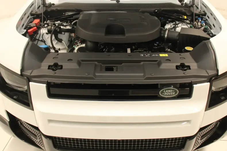 Land Rover Defender din 2024 cu 32.100 km - oferta LAN156304 - foto 21