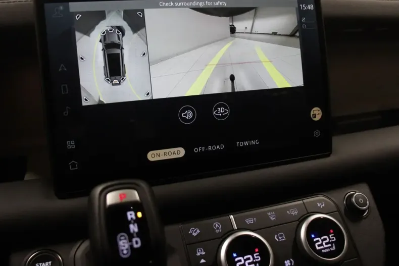 Land Rover Defender din 2024 cu 25.990 km - oferta LAN156305 - foto 14