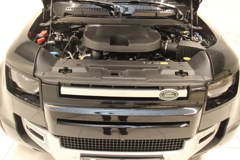 Land Rover Defender din 2024 cu 25.990 km - oferta LAN156305 - foto 21