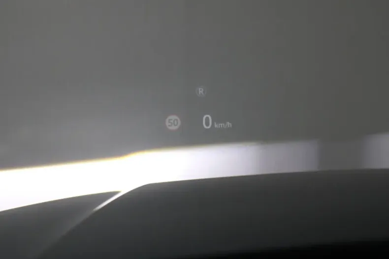 Land Rover Discovery din 2024 cu 16.800 km - oferta LAN156306 - foto 20