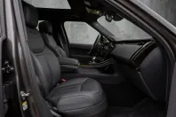 Land Rover Range Rover Sport din 2023 cu 43.835 km - oferta LAN156312 - foto 3