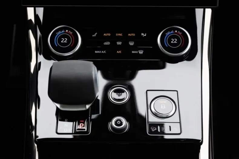 Land Rover Range Rover Sport din 2023 cu 43.835 km - oferta LAN156312 - foto 13